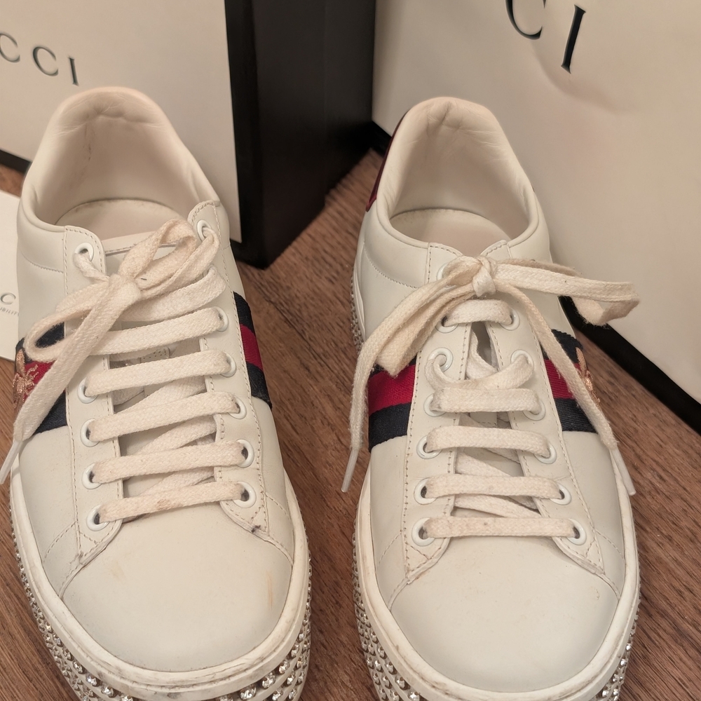 Gucci Women's White Sneakers with Red and Blue Accents - Picture 3 of 4